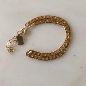 Marrin Costello choker